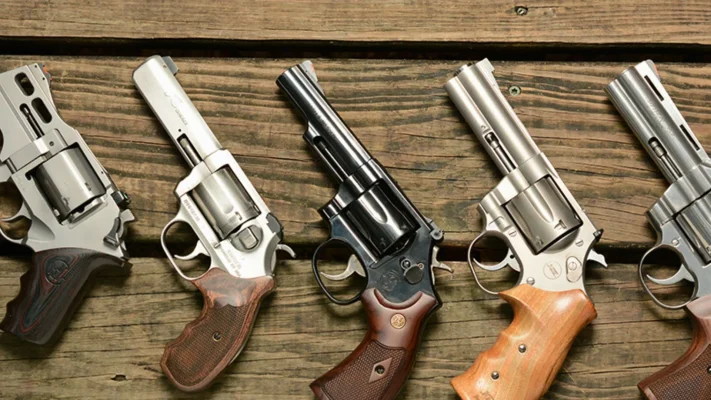 Elite Craftsmanship & Robust Design: 357 magnum colt python